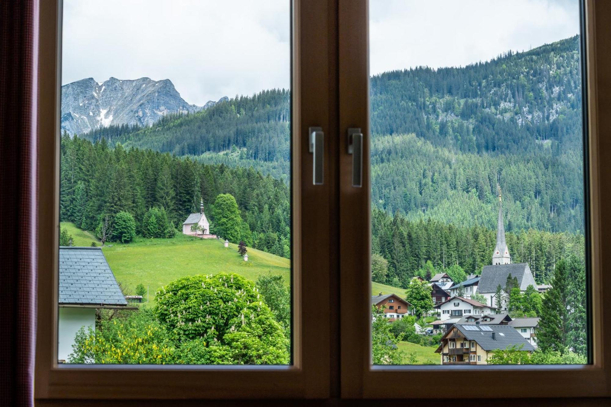 Haus Friedrich Hotel Gosau Eksteriør billede